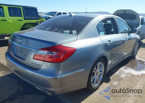 2014 Hyundai Genesis 3.8 из США, поврежденный, VIN KMHGC4DD6EU262689